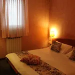 Doge Szálloda 3*